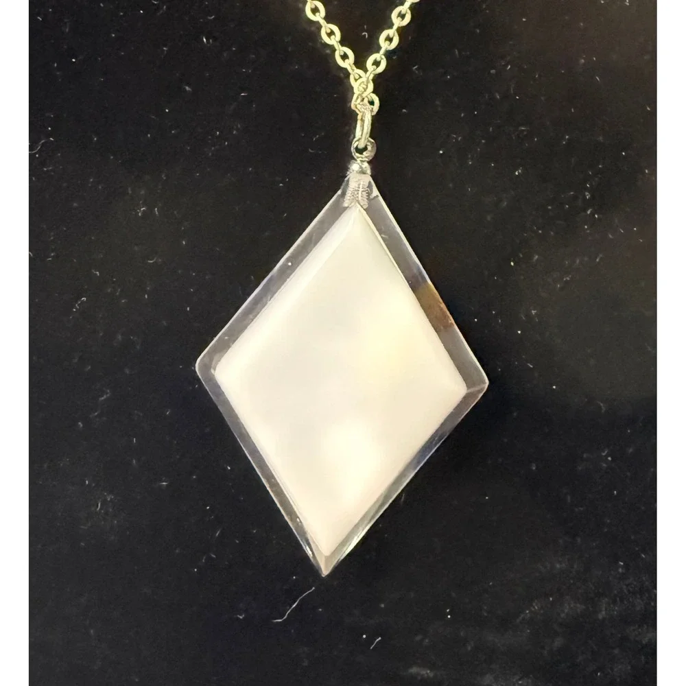 Vintage Plastic Bird Necklace